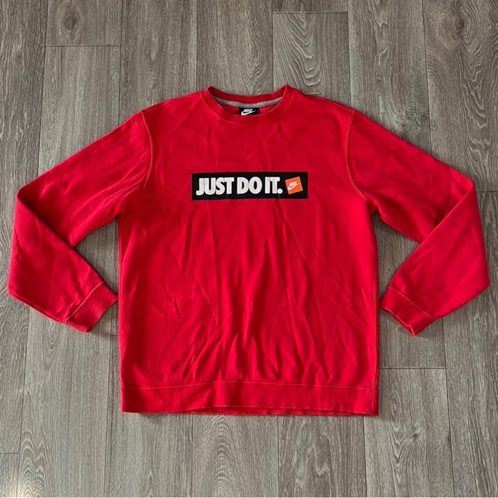 Nike crewneck sweater men’s sz L